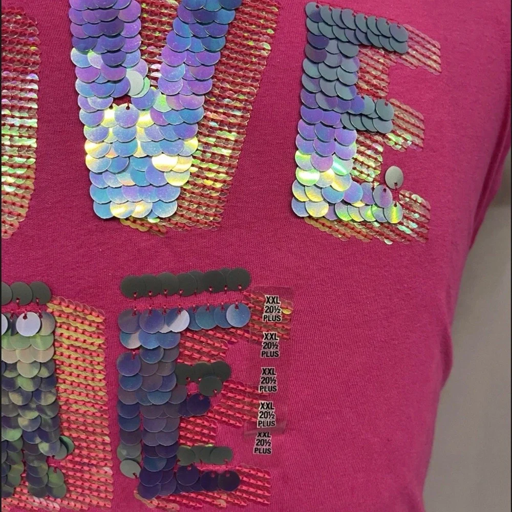 Total Girl Plus Sequin Love‎ Me T-shirt Hi Low Hem Plus Size NWT
